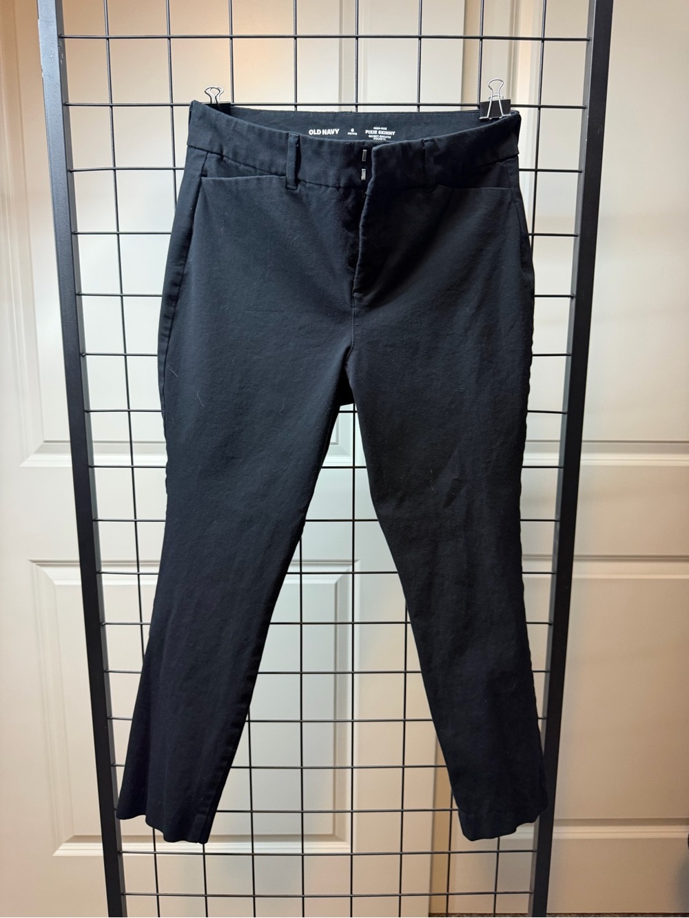 Old Navy Black High-Rise Pixie Skinny Petite Pants